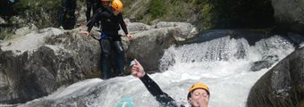 Sport nature activité sportive aquatique - canyoning et rando aqua dans les Gorges de la Dourbie BeAba nature